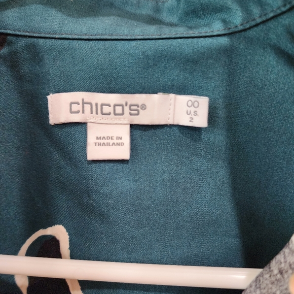 NWT Chico's No Iron Stretch Scroll Print Shirt Size 0 XS  Green and Black - Picture 10 of 10